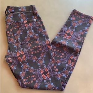 7 For All Mankind Floral Pattern Jean